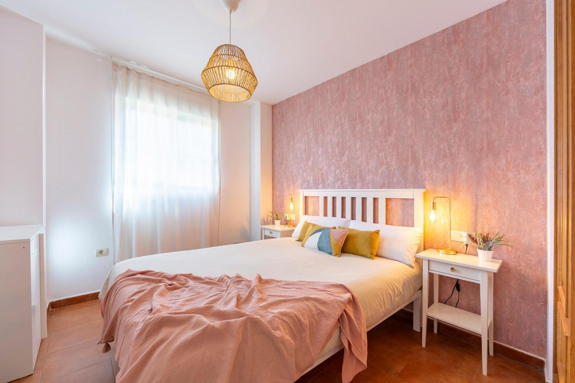 Jardin Privado # Netflix # Playa A 8Min # Wifi # Familia # Apartamento Бера Екстер'єр фото